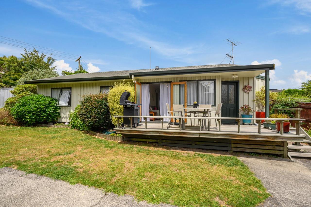 Otonga Cottage Rotorua Extérieur photo